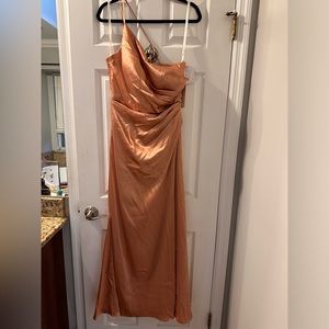 David’s Bridal NWT Galina Sundial Bridesmaid Dress